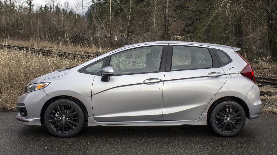  Honda Fit Sport 2017 года  (NA) (фото 52 из 71)